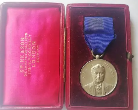 Cecil J. Rhodes funeral medal w/ ribbon in case