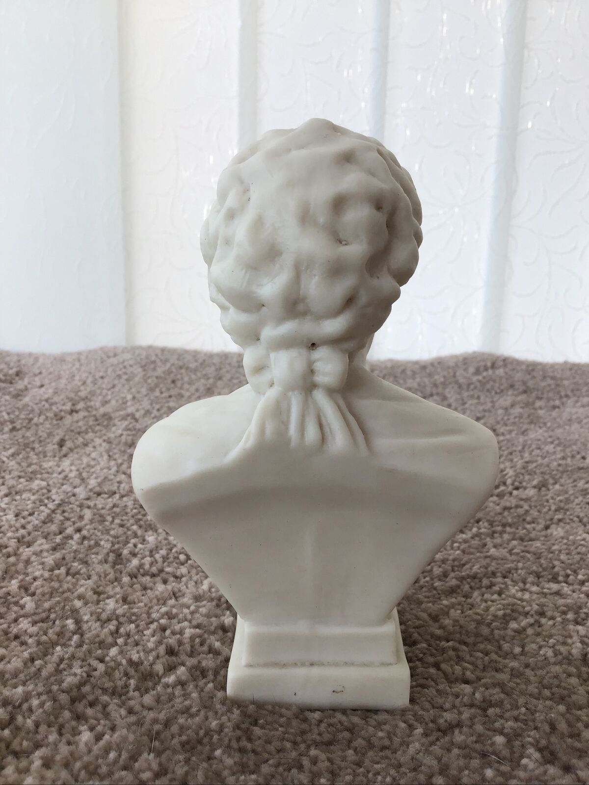 Queen Victoria WH Goss Parian Bust 1886.